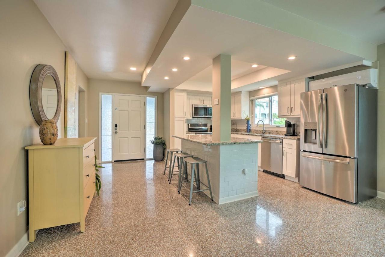Pet-Friendly Waterfront Home - 2 Mi To Beach! ターポン・スプリングス エクステリア 写真