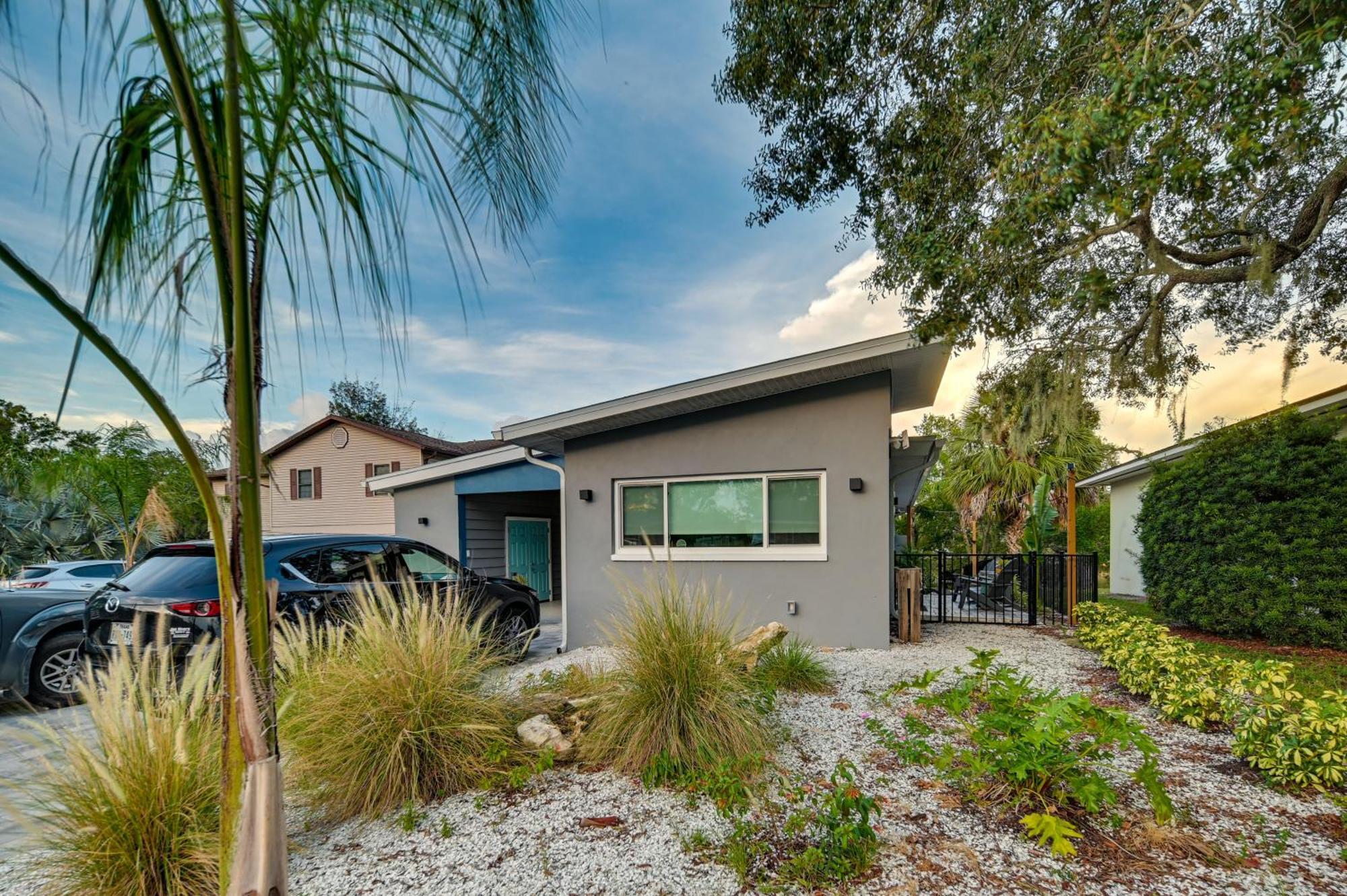 Pet-Friendly Waterfront Home - 2 Mi To Beach! ターポン・スプリングス エクステリア 写真