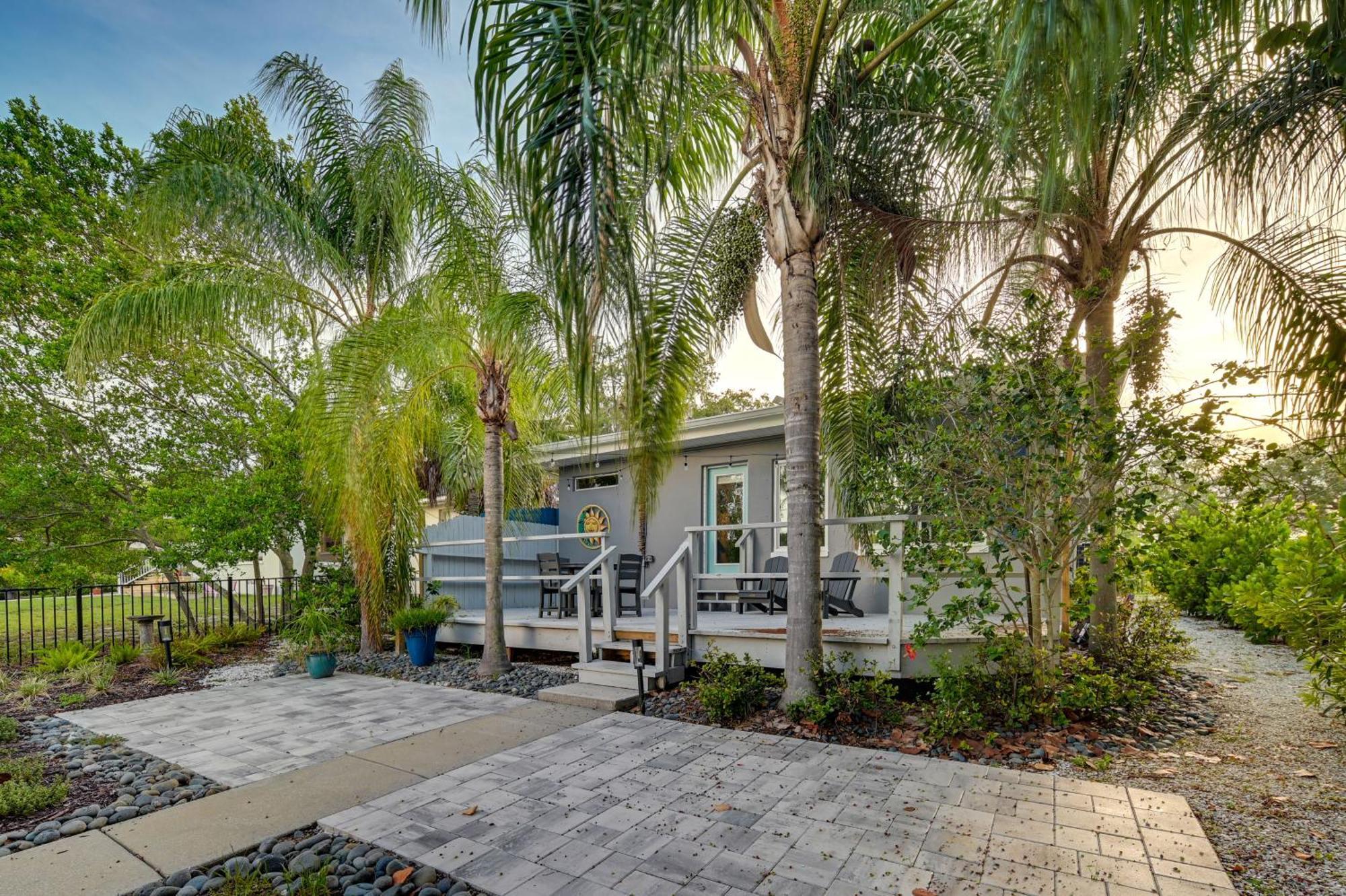 Pet-Friendly Waterfront Home - 2 Mi To Beach! ターポン・スプリングス エクステリア 写真
