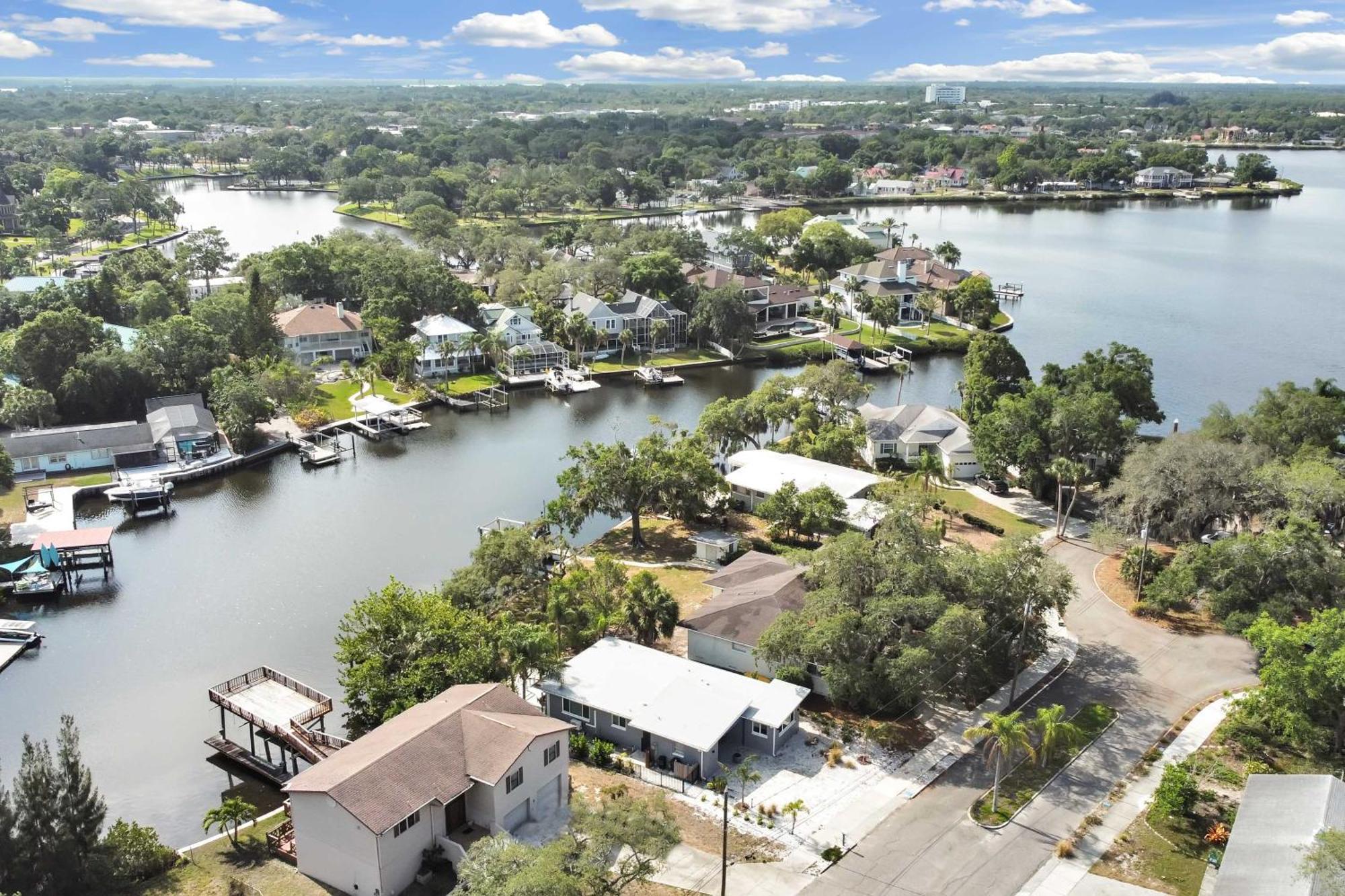 Pet-Friendly Waterfront Home - 2 Mi To Beach! ターポン・スプリングス エクステリア 写真